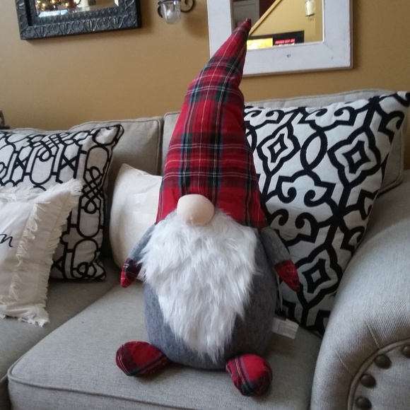 Boutique Other - NWT! XXTRA Large PLAID Hat GNOME 2 CUTE NOT 2 HAVE